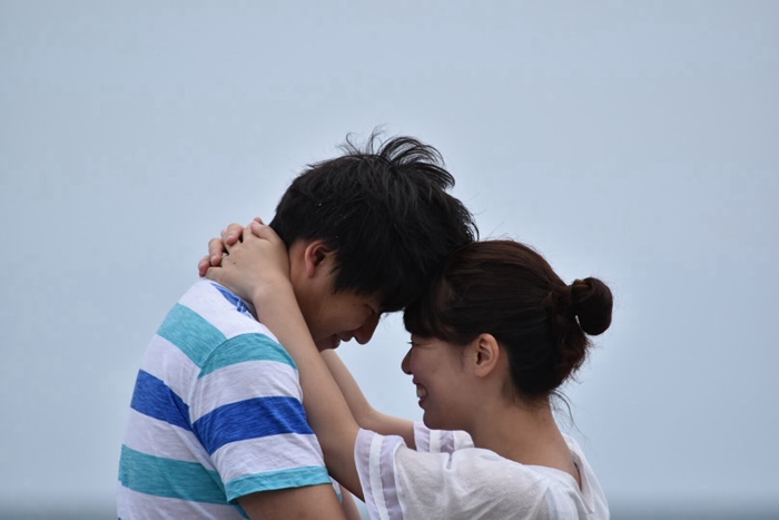 好きな人を前にすると…顔が赤くなっちゃう原因って何？対処法も！