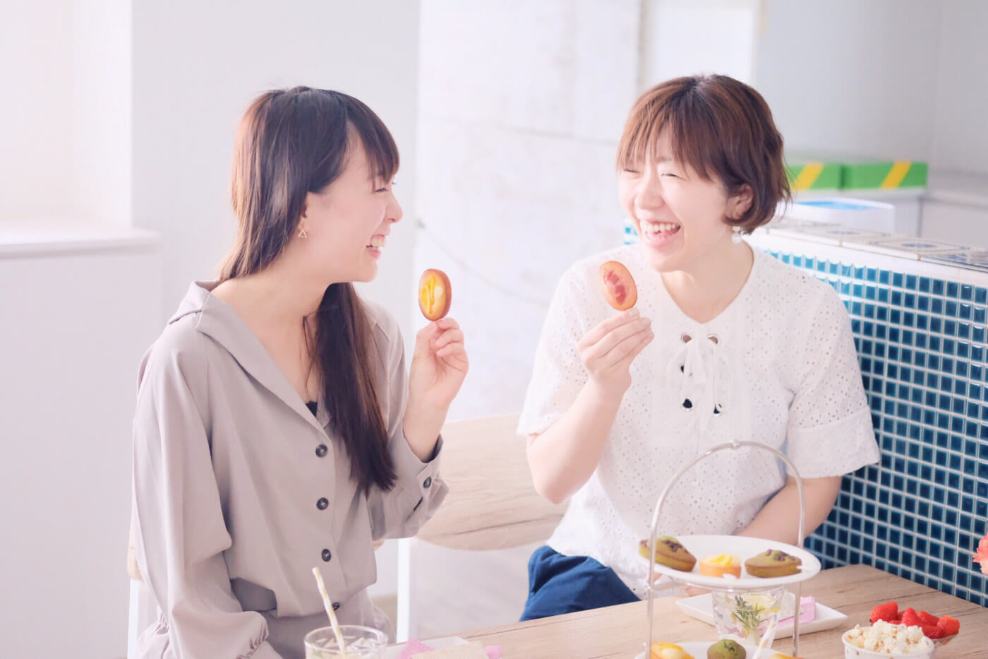 女性　会話