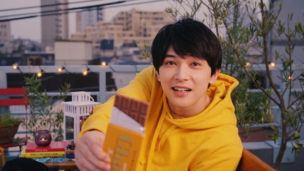 吉沢亮_WEB-CM_ちょうどいい亮と、ヒキョーな亮篇