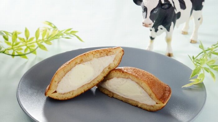 Uchi Café×Milk こく旨MILKどらもっち 練乳ソース入り 200円（ローソン標準価格・税込）