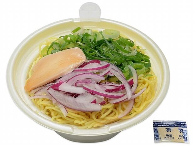 濃厚スープを味わう 鶏白湯ラーメン 500円（税抜）