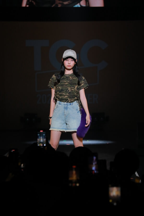 小國舞羽