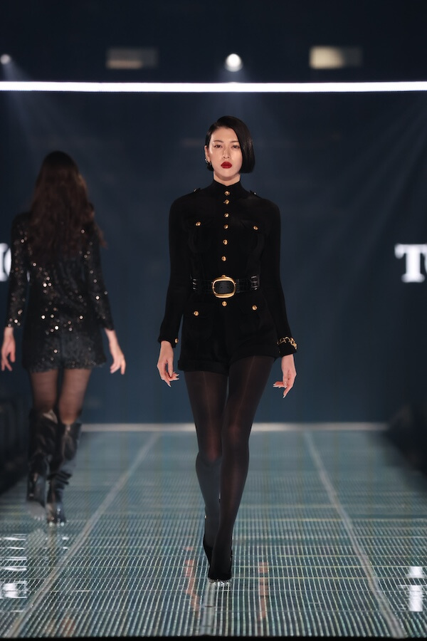 三吉彩花01