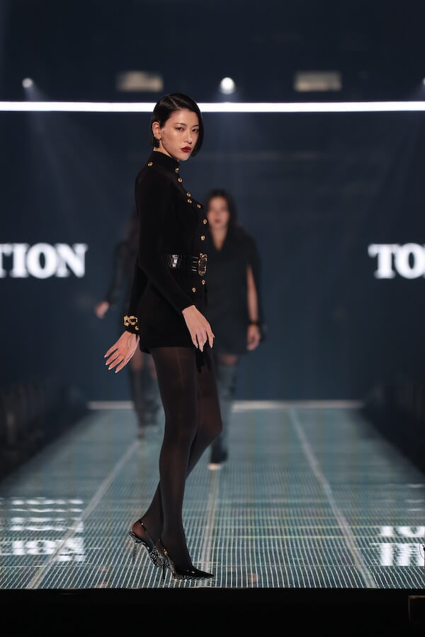 三吉彩花02